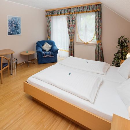 Gasthaus Pension Zum Lustigen Steirer Bruck an der Mur Szoba fotó